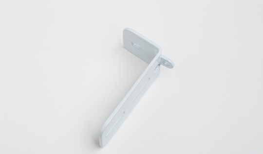 SOPORTE DE PARED DE 3 1⁄2” PARA RIEL RAM